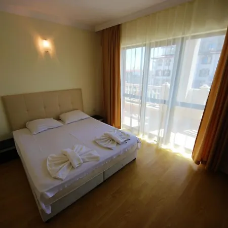 Saint George Palace - Apartment Sveti Vlas